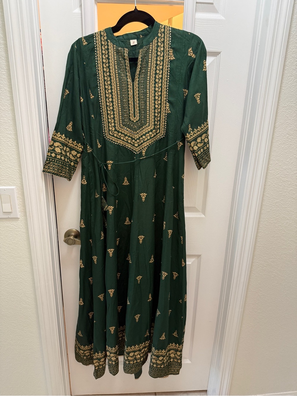 Elegant Green Embroidered one piece, small size Maxi Dress